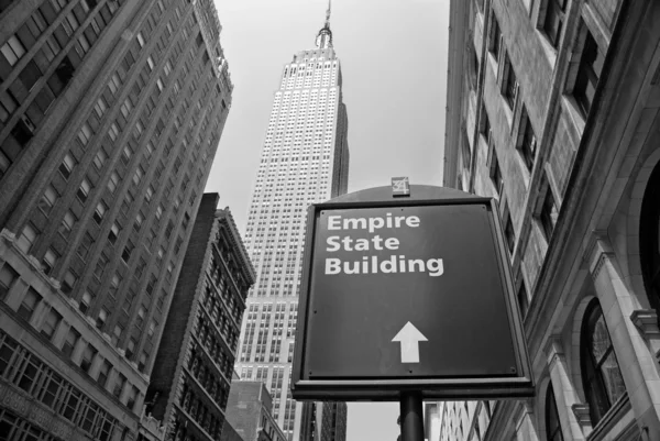 Эмпайр-стейт-билдинг в Нью-Йорке — стоковое фото