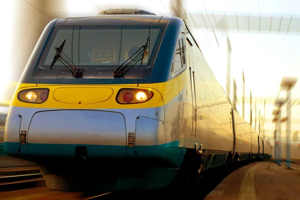 Fast train in motion — Stock Photo, Image