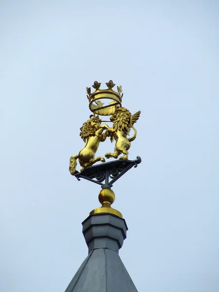 Símbolo russo heráldico na torre — Fotografia de Stock