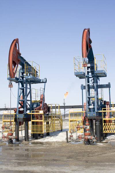 Oil pumps 4