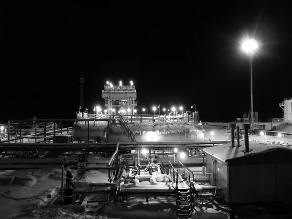 Нафтопереробний завод — стокове фото