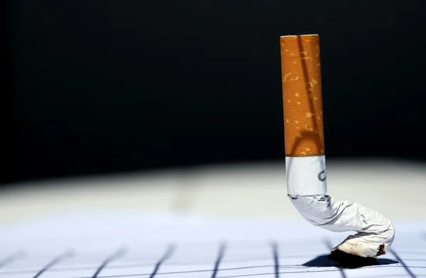 Cigarrillo apagado Fotos de stock libres de derechos