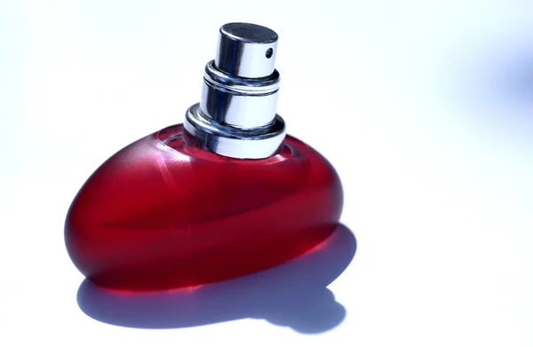 Botella de perfume Fotos de stock libres de derechos