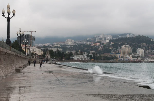 Nabrzeża miasta Yalta podczas burzy Obraz Stockowy