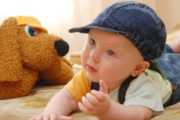 Немовля в кепці Жан Ліцензійні Стокові Фото