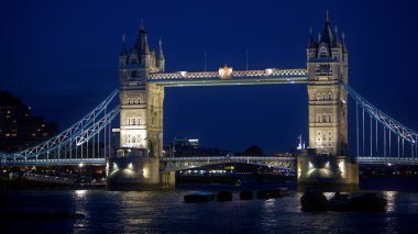 Londra, tower bridge ünlü bir dönüm noktası
