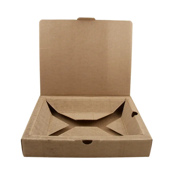 Крупный план открытой коробки из гофрированного картона на белом — стоковое фото