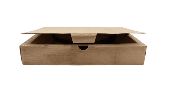 Слегка открытая коробка из гофрированного картона — стоковое фото