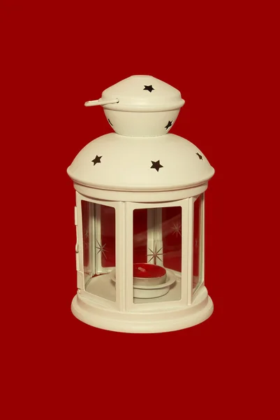 Weiße Lampe mit roter Kerze — Stockfoto