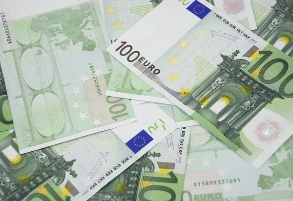 100 ユーロ紙幣の背景 — ストック写真