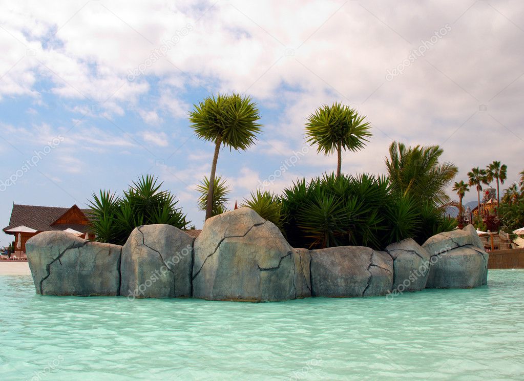 An island in the swimming pool of the waterpark