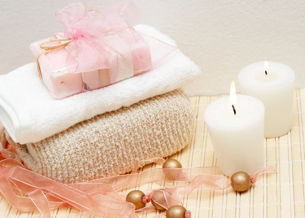 Relaxing spa scene with body products — Stock Photo, Image