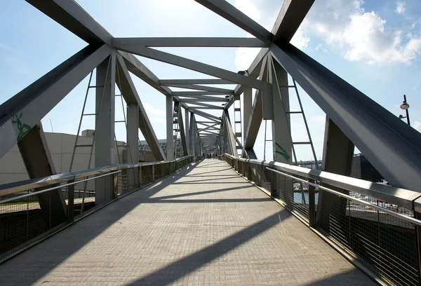 Puente de hierro — Stock Photo, Image