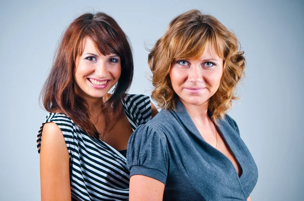 stock image Studio portrait of girlfriends