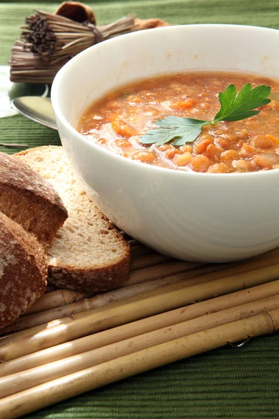 Чечевичный суп — стоковое фото