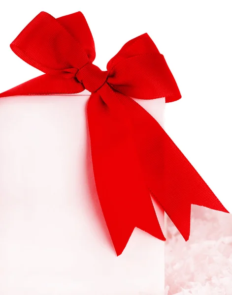 空白のカードの上の美しい赤い弓 — ストック写真