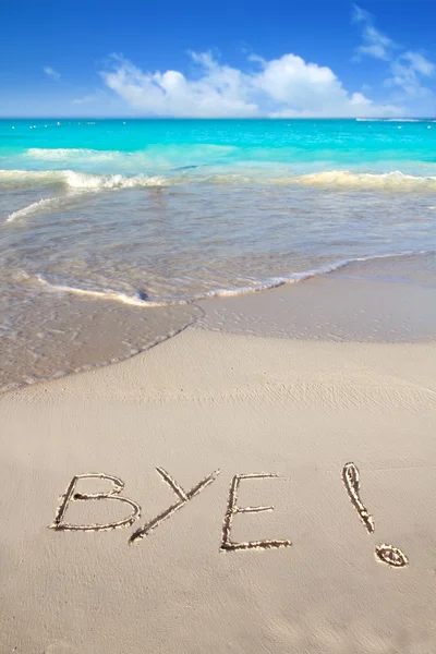 Bye spell skriven i beach sand tropiska Karibien — Stockfoto
