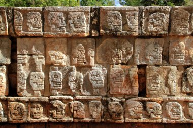 Chichen Itza Tzompantli Wall of Skulls Mayan Mexico clipart