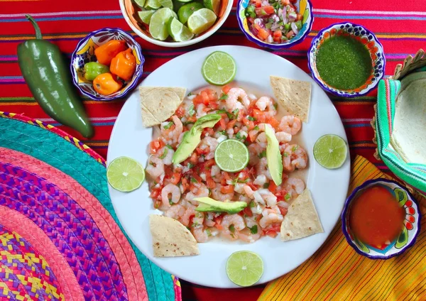 カマロン エビのセビーチェ未加工シーフード サラダ メキシコ — ストック写真