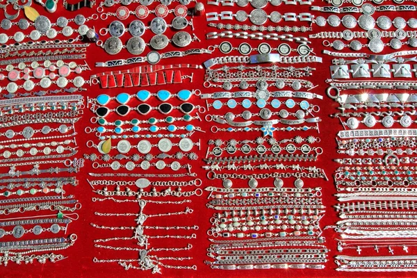 Mexican silver jewellery rows Mexico handcrafts — Stock Photo, Image
