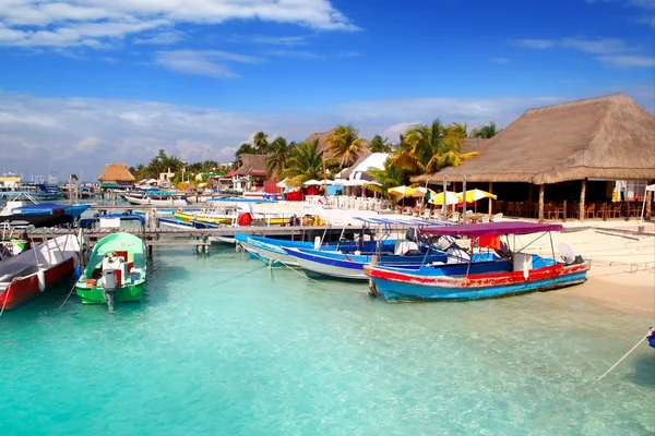 Isla mujeres wyspa przystań portu molo kolorowy Meksyk — Zdjęcie stockowe