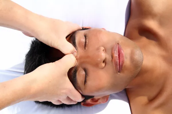 Chakras troisième massage des yeux ancienne Maya thérapie — Photo
