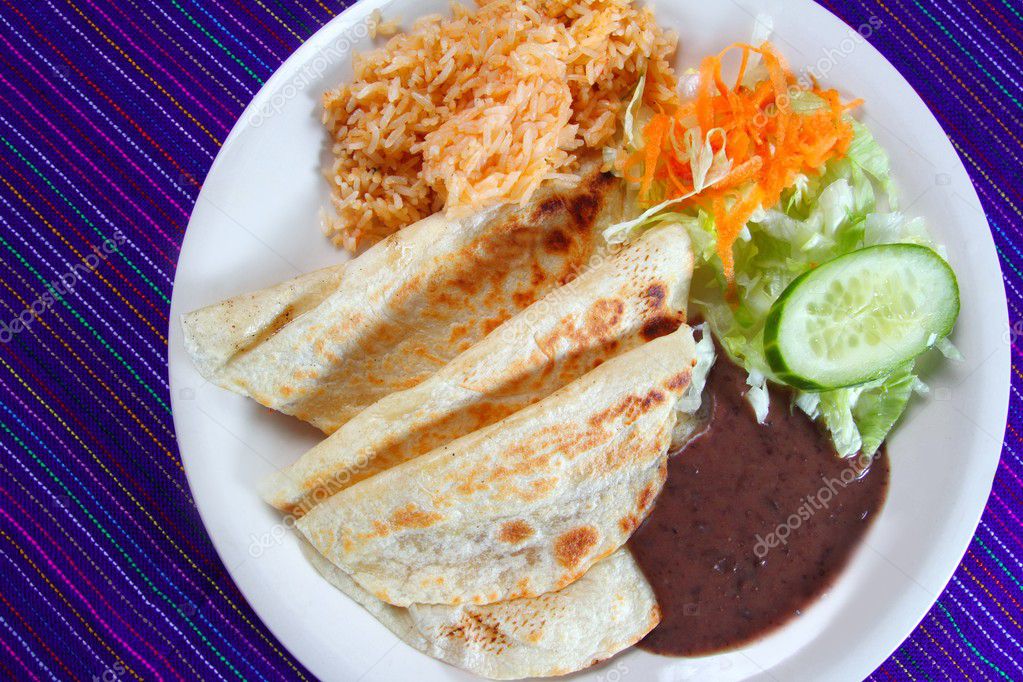 Quesadillas arroz ensalada frijoles salsa comida mexicana fotografía de stock © lunamarina