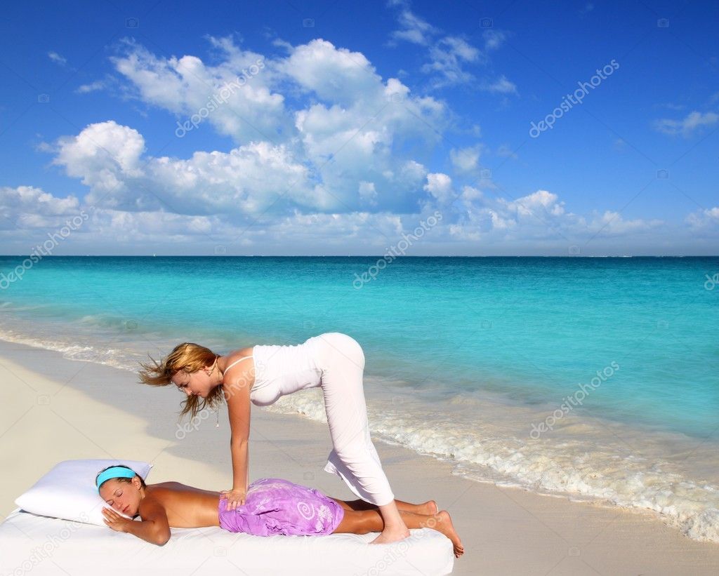 加勒比海滩按摩指压腰疗法 — 图库照片©lunamarina＃5283717