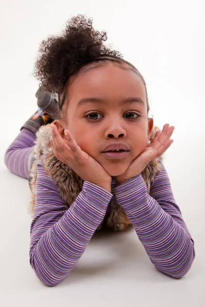 Retrato de uma menina africana — Fotografia de Stock