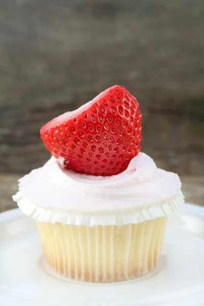 Cupcake φράουλα — Φωτογραφία Αρχείου