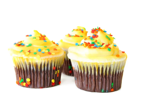 Cupcakes mit gelbem Zuckerguss — Stockfoto