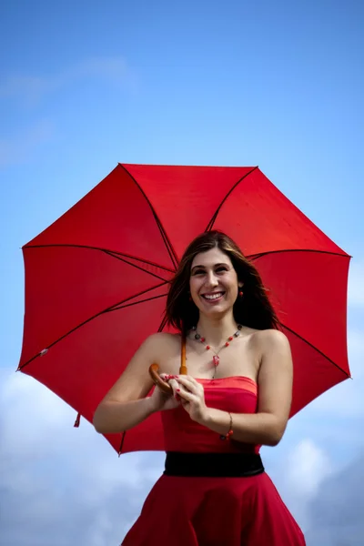 Όμορφη γυναίκα με ομπρέλα — Φωτογραφία Αρχείου