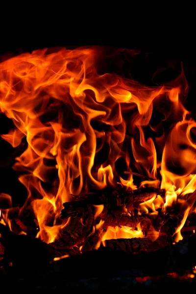 Червоний гарячі полум'я — стокове фото