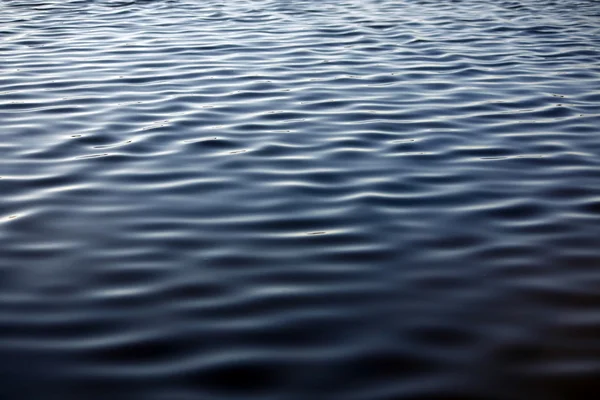 Karanlık yumuşak dalgalar — Stok fotoğraf