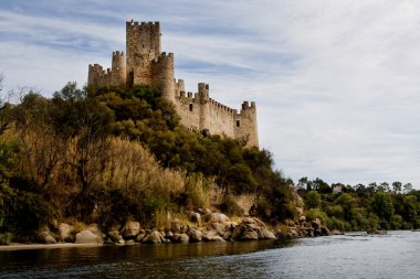 almourol Kalesi