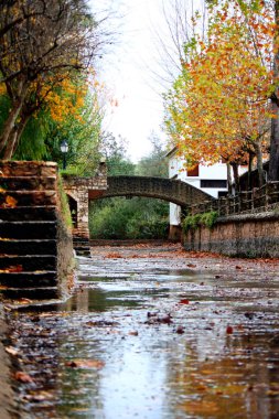 düşük su Nehri