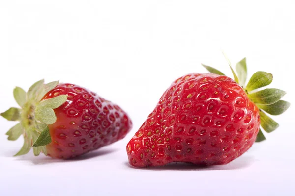 孤立的草莓 — 图库照片