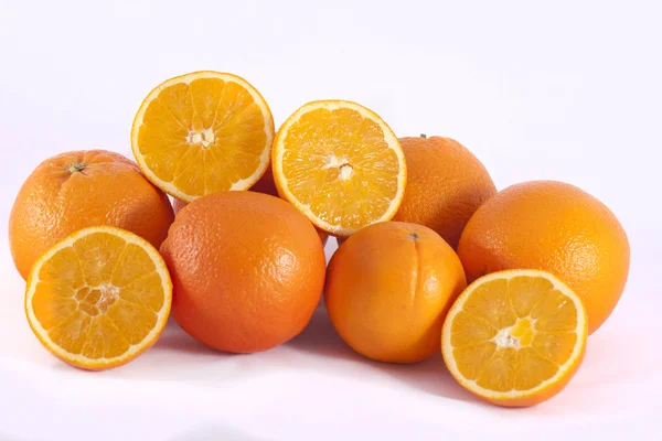 Куча апельсинов — стоковое фото
