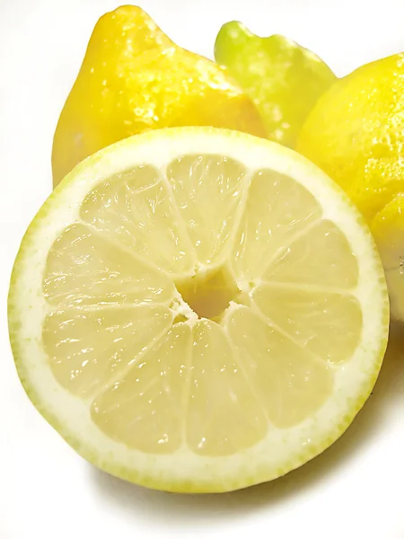 Halve citroen — Stockfoto