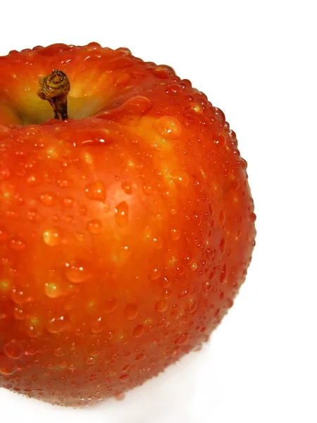 Červené jablko na polovinu — Stock fotografie