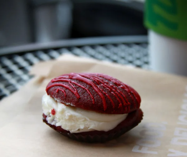 Red velvet shortcake — Stock Photo, Image