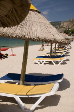 Plajda şemsiye şemsiye