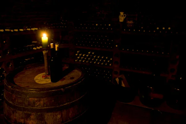 Garrafas vintage de vinho de alta qualidade — Fotografia de Stock