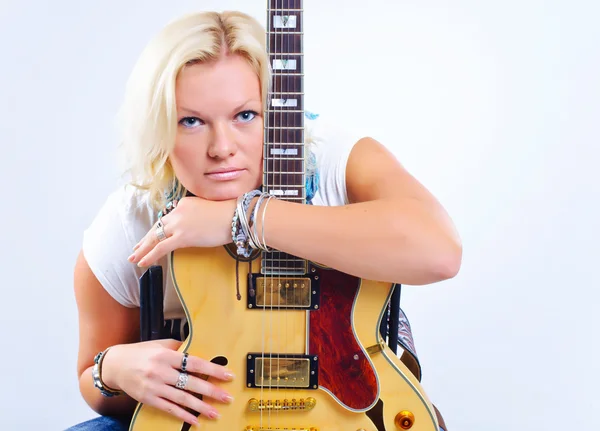 Portræt Guitar pige - Stock-foto