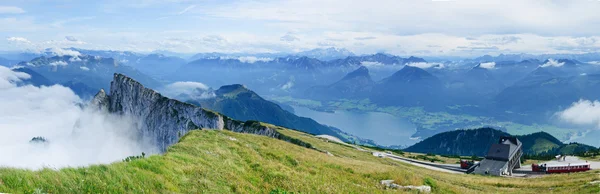 Panoráma a madártávlat át az osztrák tó — Stock Fotó