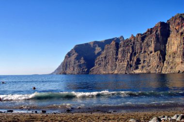 Cliff kust aan de Atlantische Oceaan