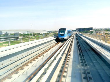 dubai metro