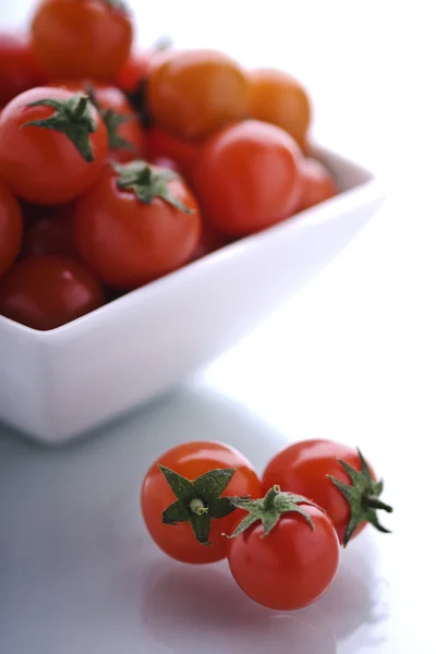 Bowl of cherry tomatoes — Stock Photo, Image