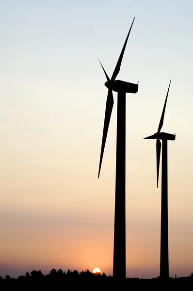 Zwei Windmühlen — Stockfoto