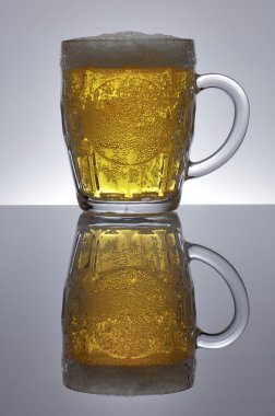 Bira kupası.